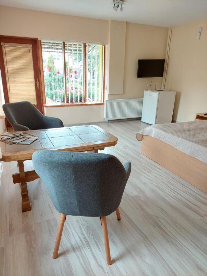 Pas Birute Hotel Palanga Ngoại thất bức ảnh
